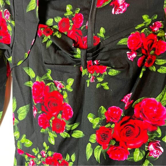 Hell Bunny Vixen 3/4 Sleeve Sweetheart Bust Red Floral Rockabilly Dress Size XS - Picture 7 of 10